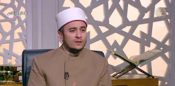 هل يجوز دفع كفارة الصيام دفعة واحدة وحالات إخراجها.. الإفتاء توضح