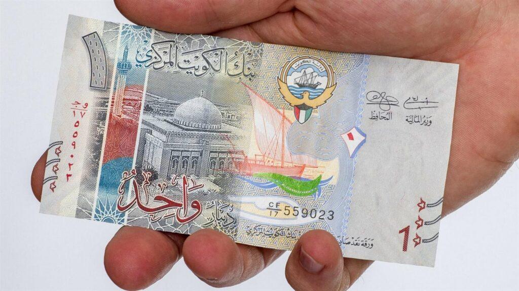 الآن.. سعر الدينار الكويتي اليوم الخميس 27 فبراير 2025 وفق آخر تحديث صادر عن البنوك والسوق السوداء