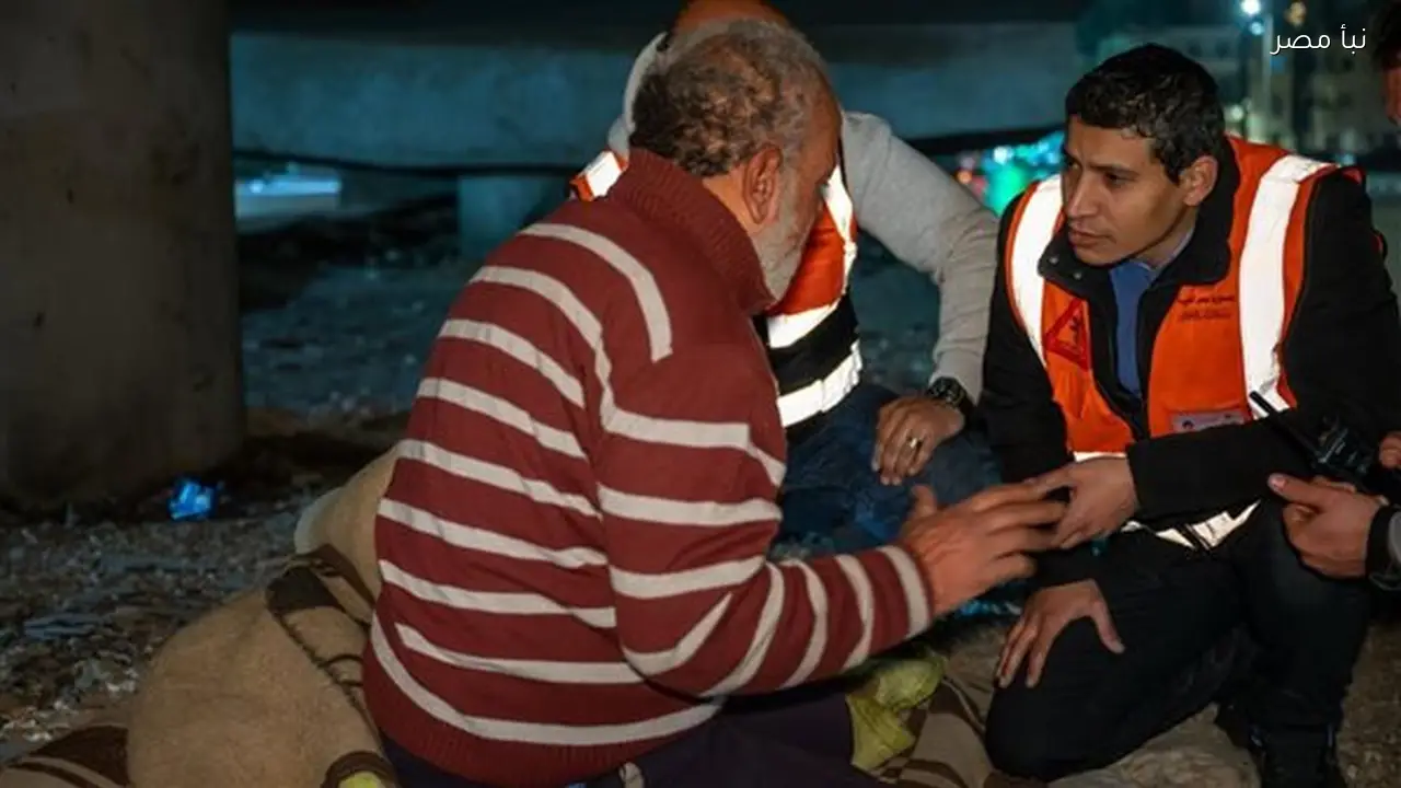 التضامن تطلق حملات ليلية لإنقاذ المشردين ونقل ثلاث حالات من مصر الجديدة إلى مجمع الرعاية