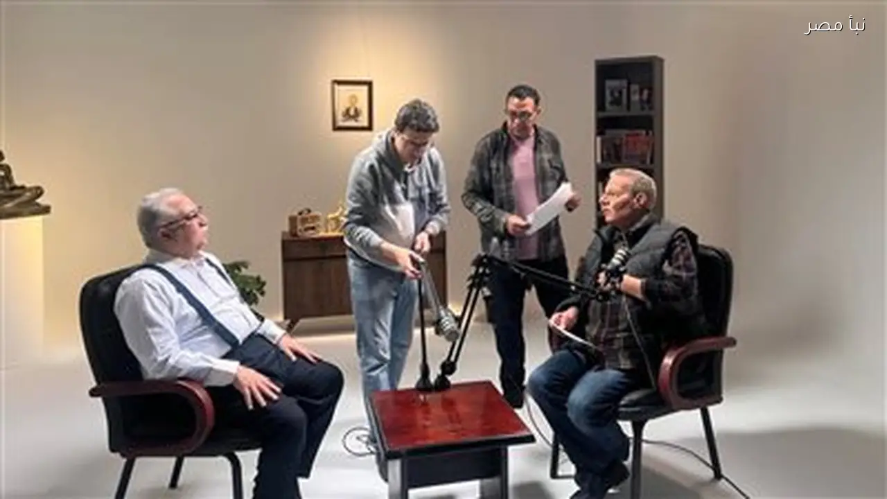 إبراهيم عيسى يظهر في بودكاست ولقاء إذاعي بعد شائعة وفاته