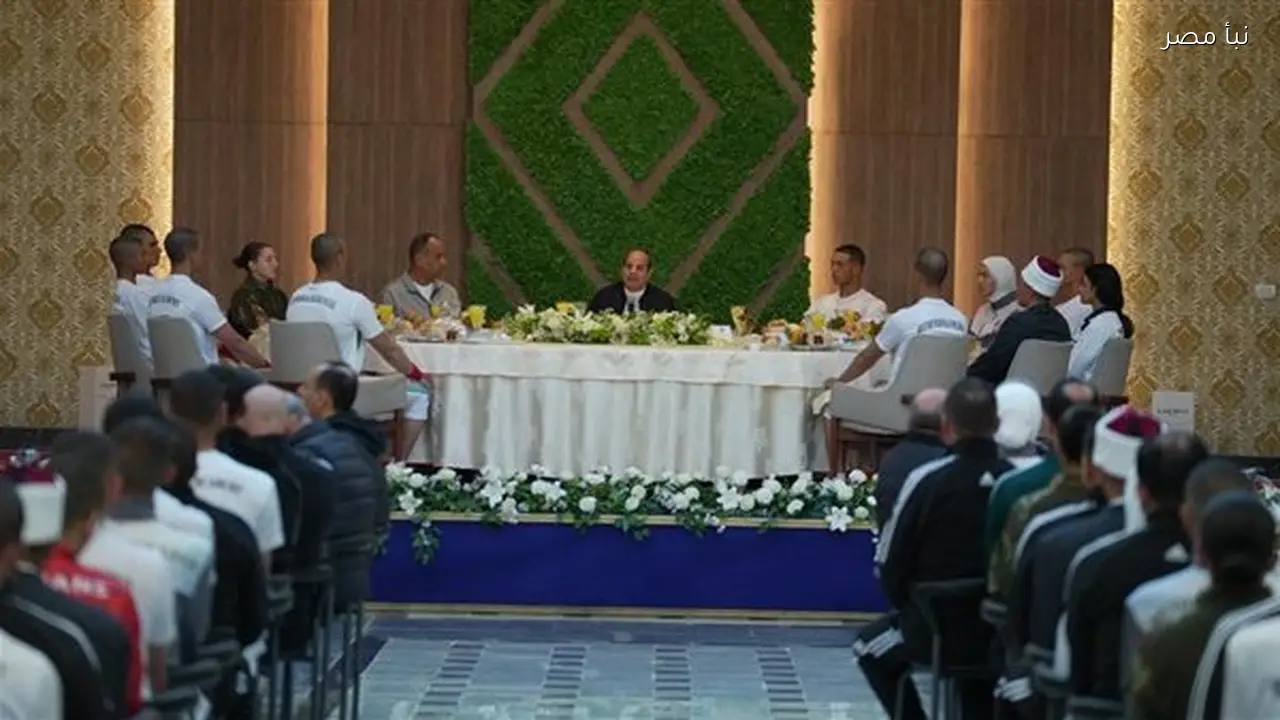 السيسي يؤكد ضرورة استحقاق الطالب لشهادته في مبادرة الرواد الرقميون