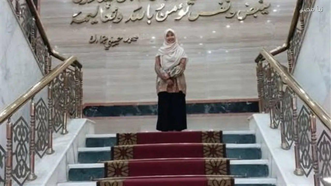 طالبة إندونيسية تلتقي بالإمام الأكبر ووكيل الأزهر بعد طلبها عبر نبأ مصر