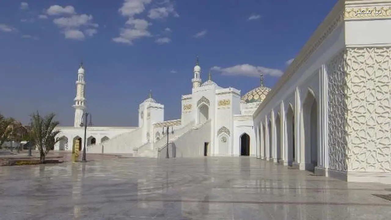 نقل شعائر صلاة الجمعة من مسجد الشرطة بالتجمع عبر البث المباشر