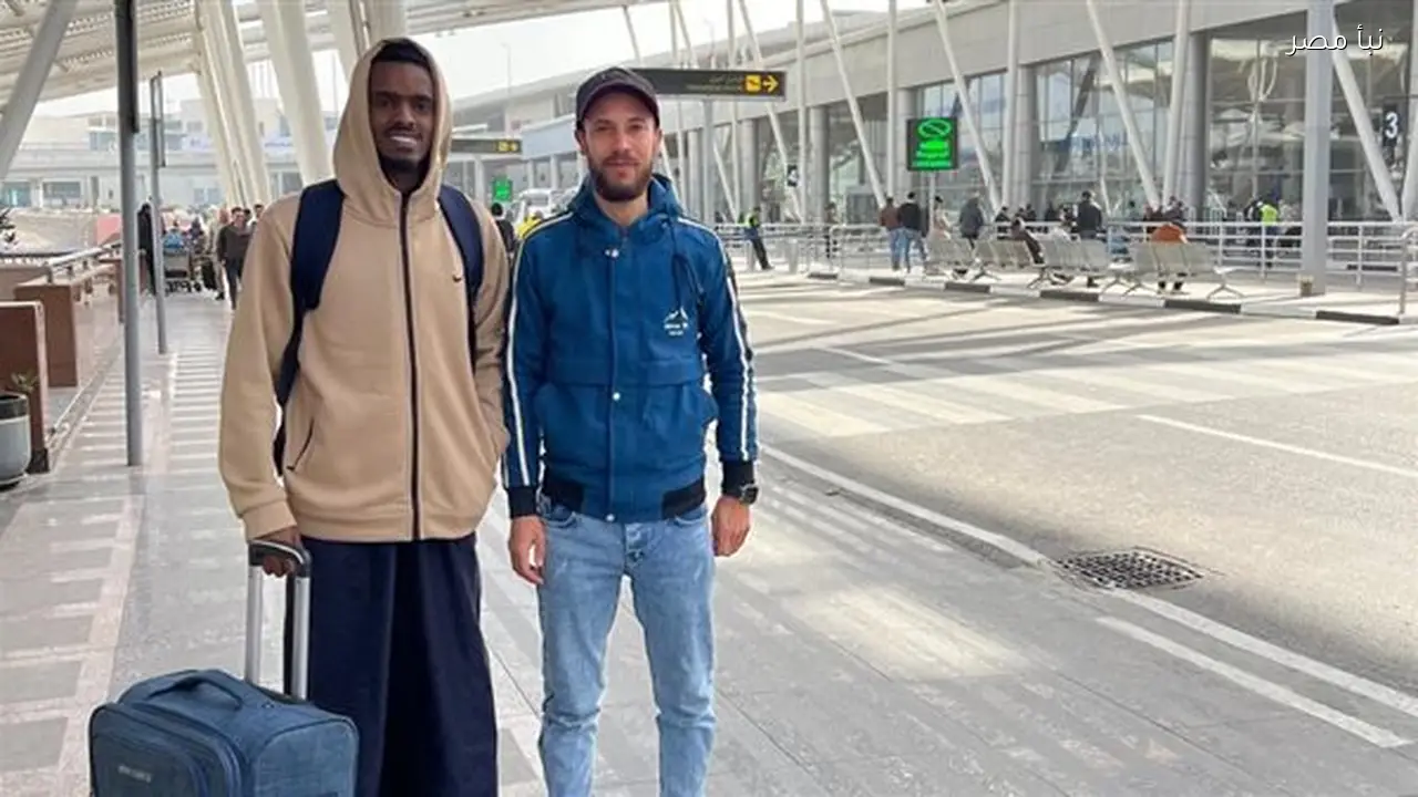 وصول المتسابقين المشاركين في مسابقة بورسعيد الدولية للقرآن الكريم إلى مطار القاهرة