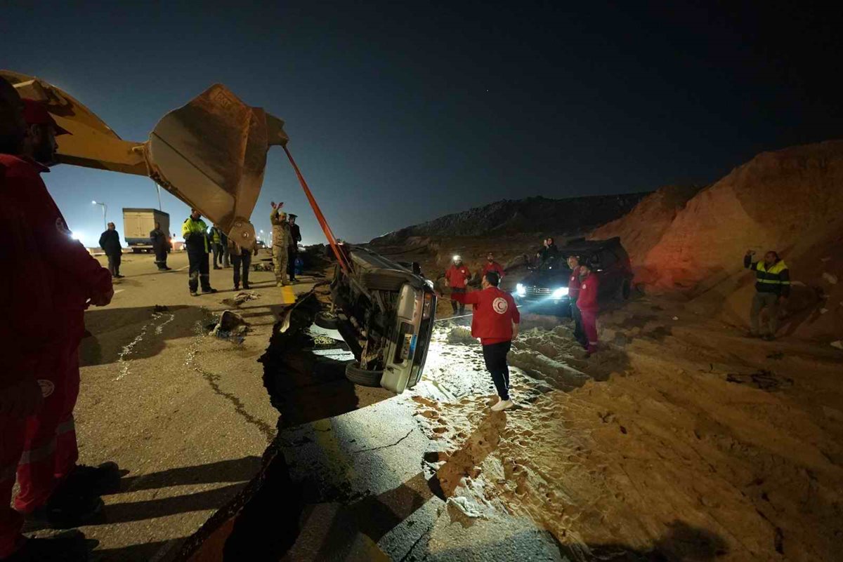 واقعة انفجار خط صرف صحي وغرق محور المشير