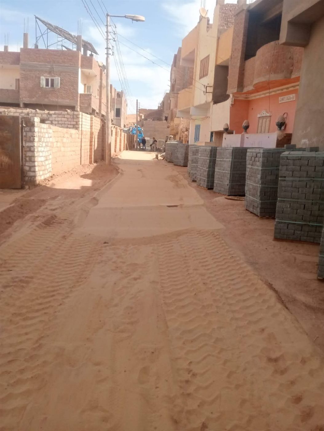 رصف طرق الوادى الجديد بالانترلوك