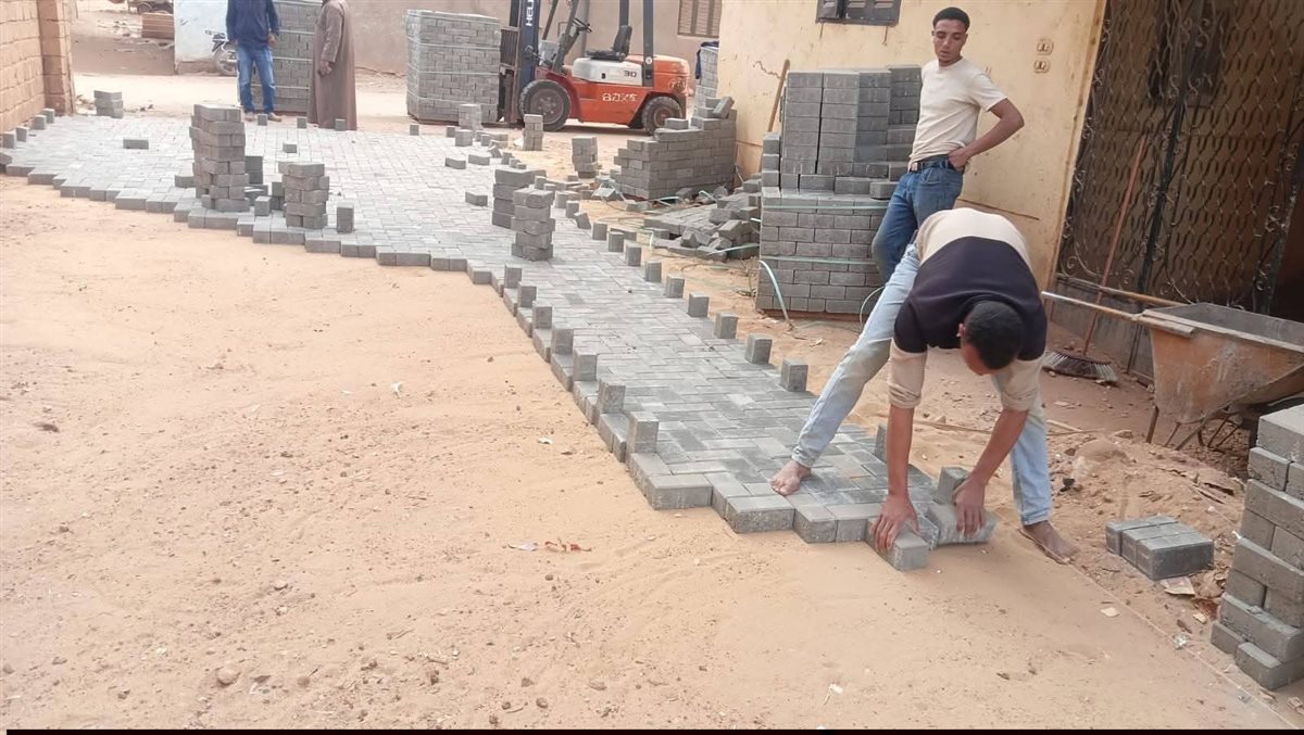 رصف طرق الوادى الجديد بالانترلوك