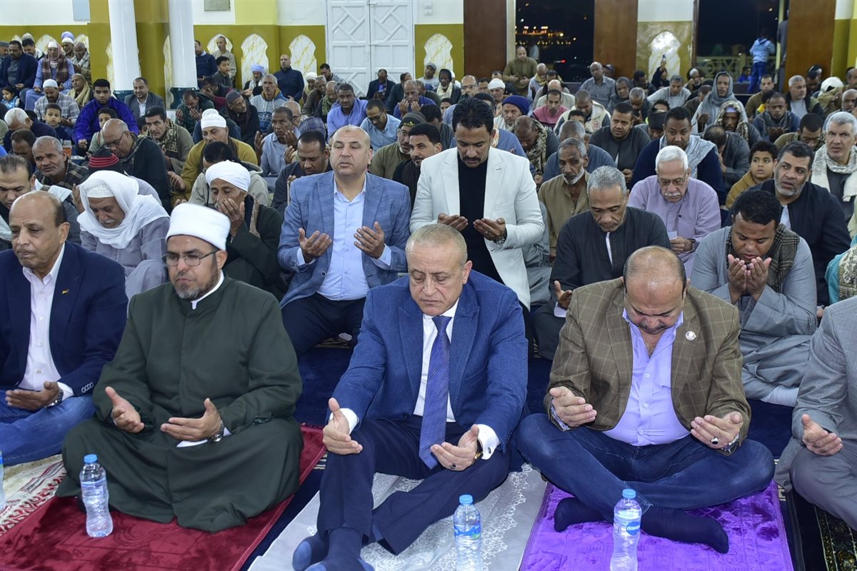 الاحتفال بليلة النصف من شعبان بحضور المحافظ