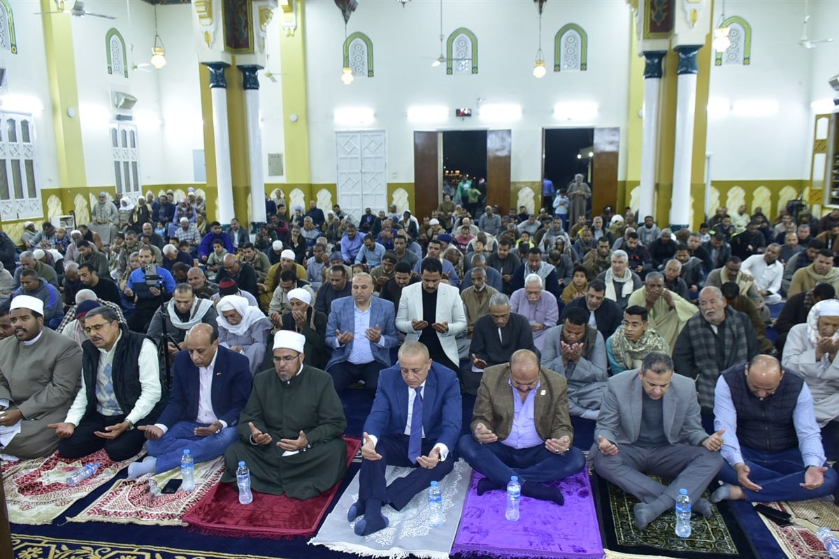 الاحتفال بليلة النصف من شعبان بحضور المحافظ