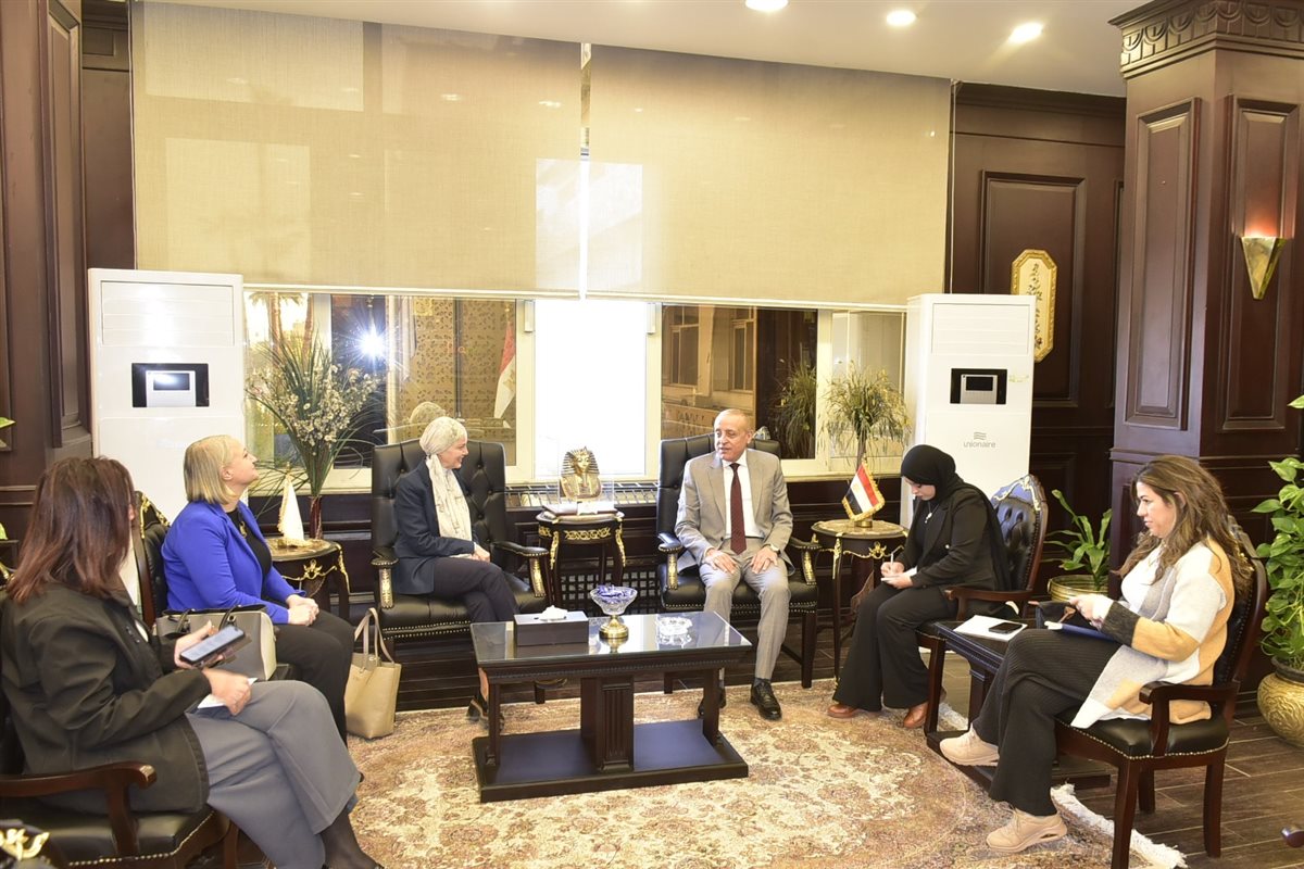 محافظ الأقصر يستقبل ممثلي الاتحاد الأوربي 