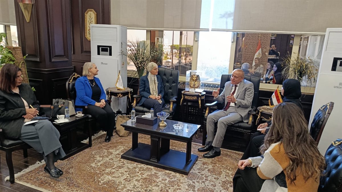 محافظ الأقصر يستقبل ممثلي الاتحاد الأوربي 