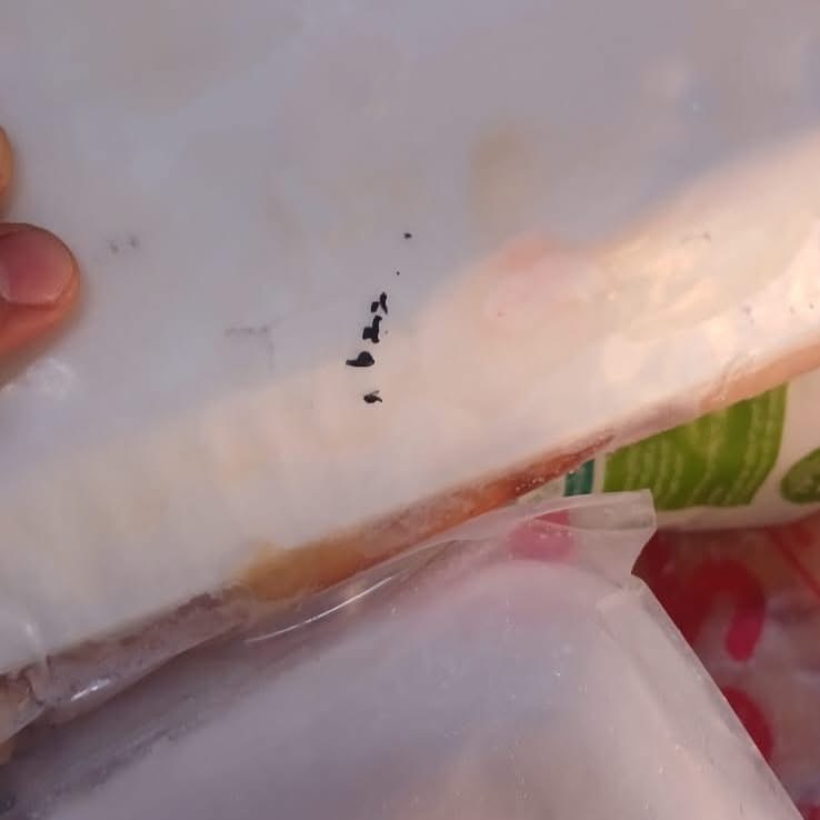 حملة تموينية مكبره تضبط سلع غذائية فاسدة بالأقصر