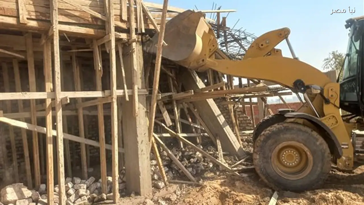 إزالة 143 حالة تعدٍ ومخالفات بناء خلال حملات مكثفة في أسوان