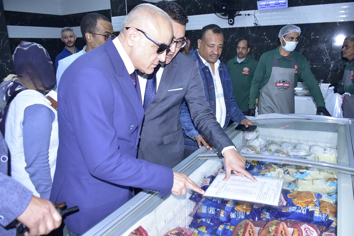 محافظ الأقصر يفتتح مبادرة أهلا رمضان