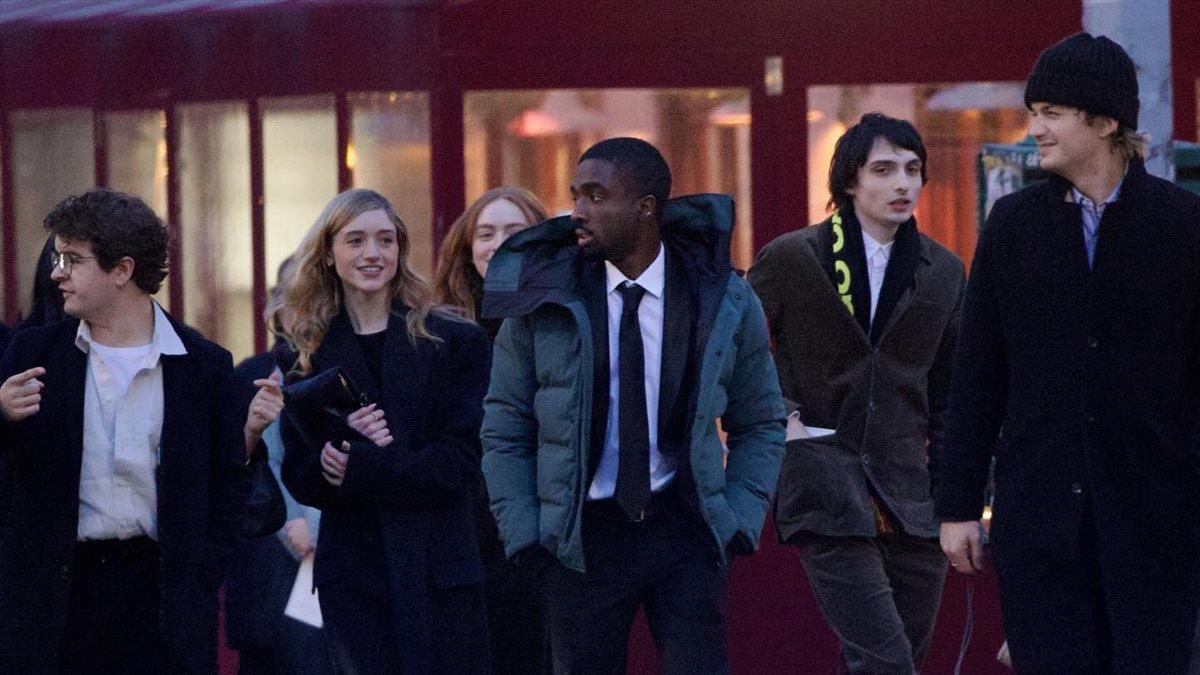 نجوم مسلسل <a href=