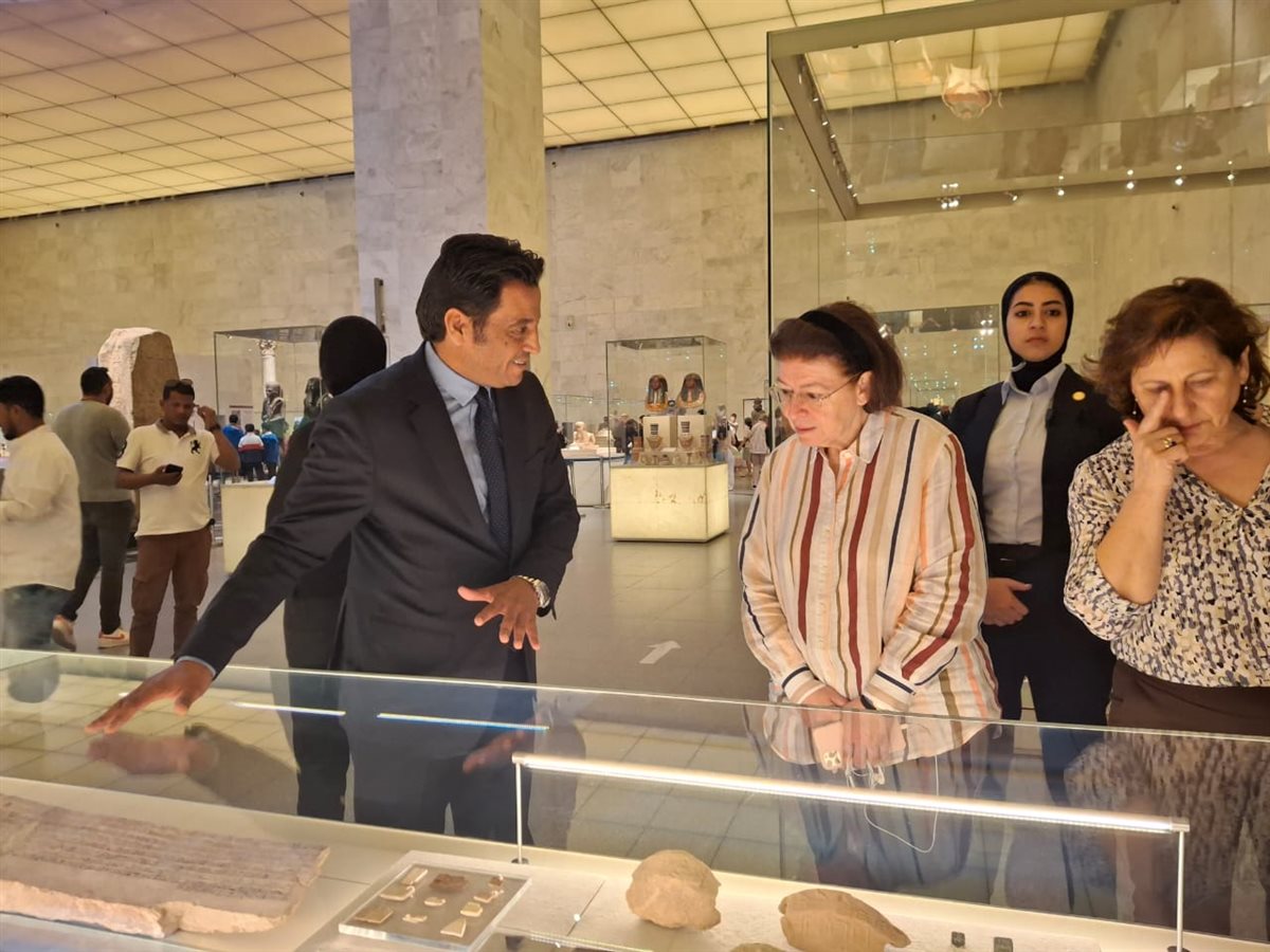 جانب من الزيارة