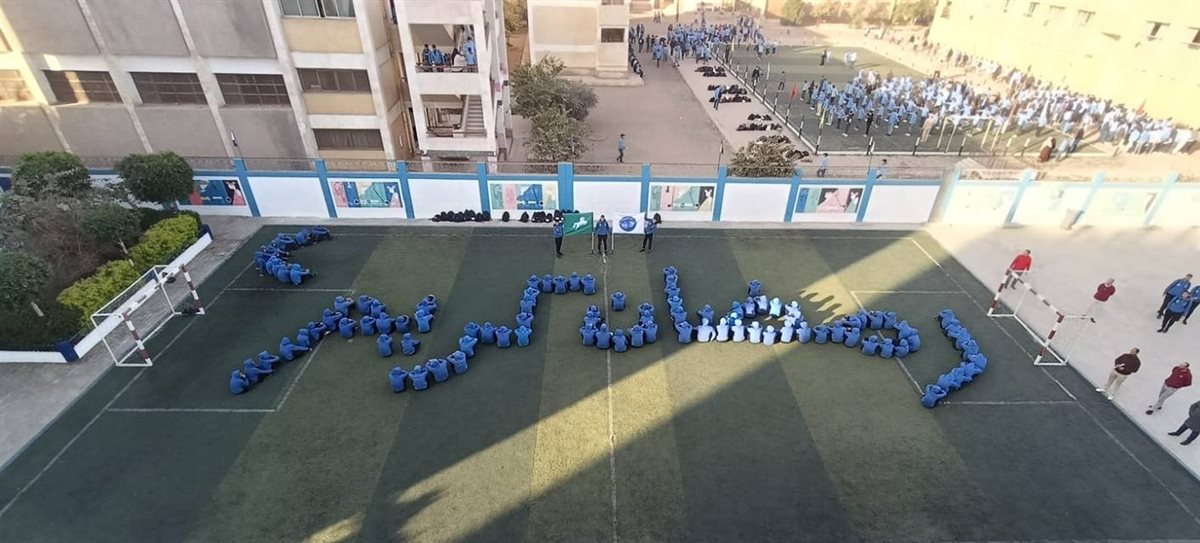 جانب من احتفالات الطلاب