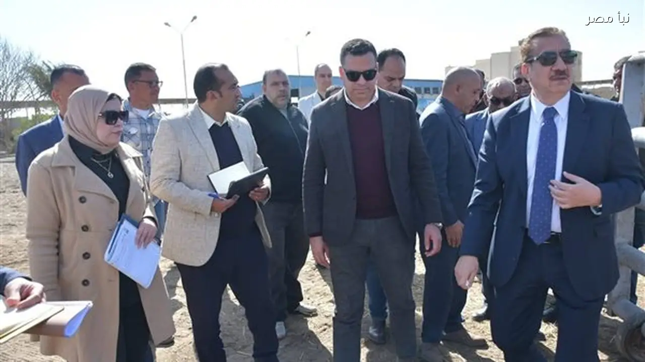 محافظ بورسعيد يراقب تقدم العمل في مشروع تربية الماشية جنوب المحافظة
