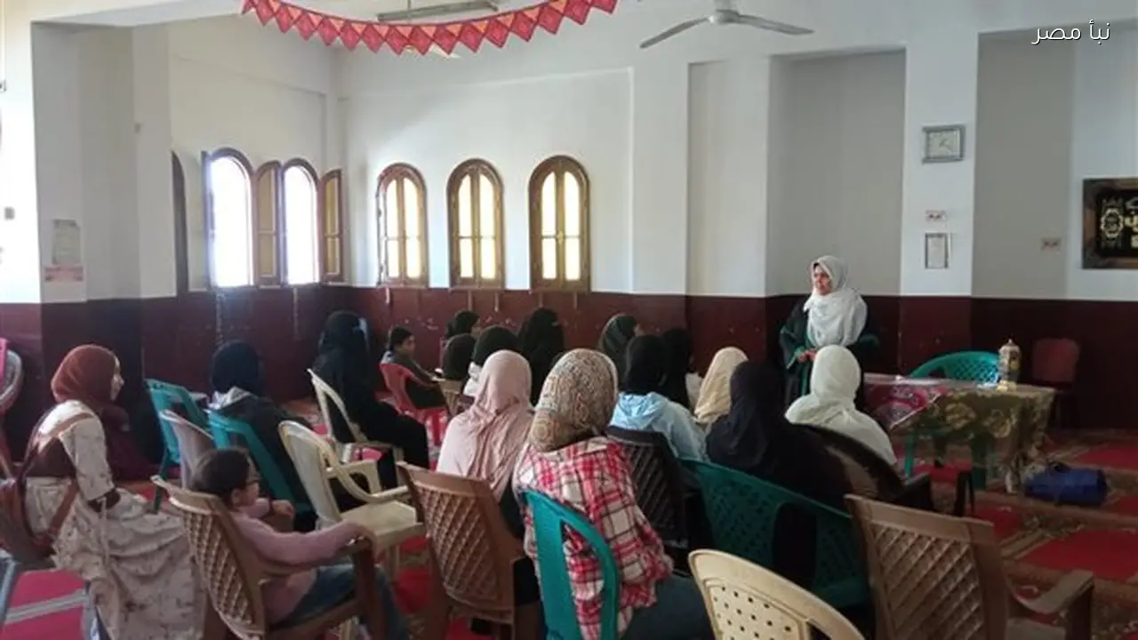 ملتقى الفكر للواعظات بالفيوم يناقش الاستغفار وتأثيره في تخفيف الأزمات