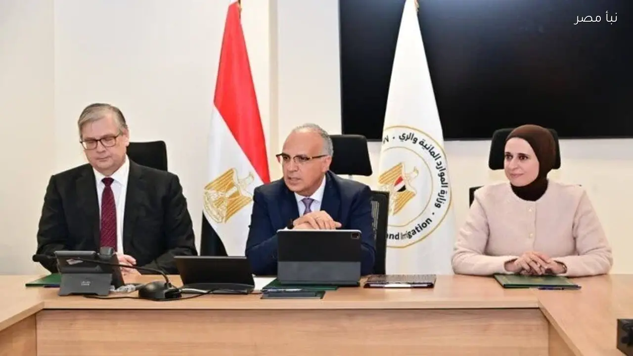 وزير الري يؤكد أهمية البحث عن مصادر مستدامة للرمال لحماية الشواطئ بطرق صديقة للبيئة