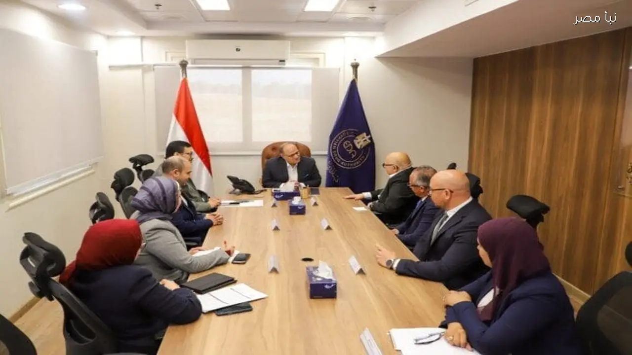 رئيس هيئة الدواء يؤكد جهود تعزيز وجود الدواء المصري في الأسواق العالمية