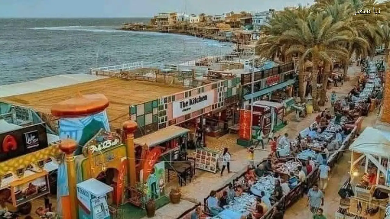 أطول مائدة إفطار على ممشى دهب السياحي احتفالًا بذكرى العاشر من رمضان