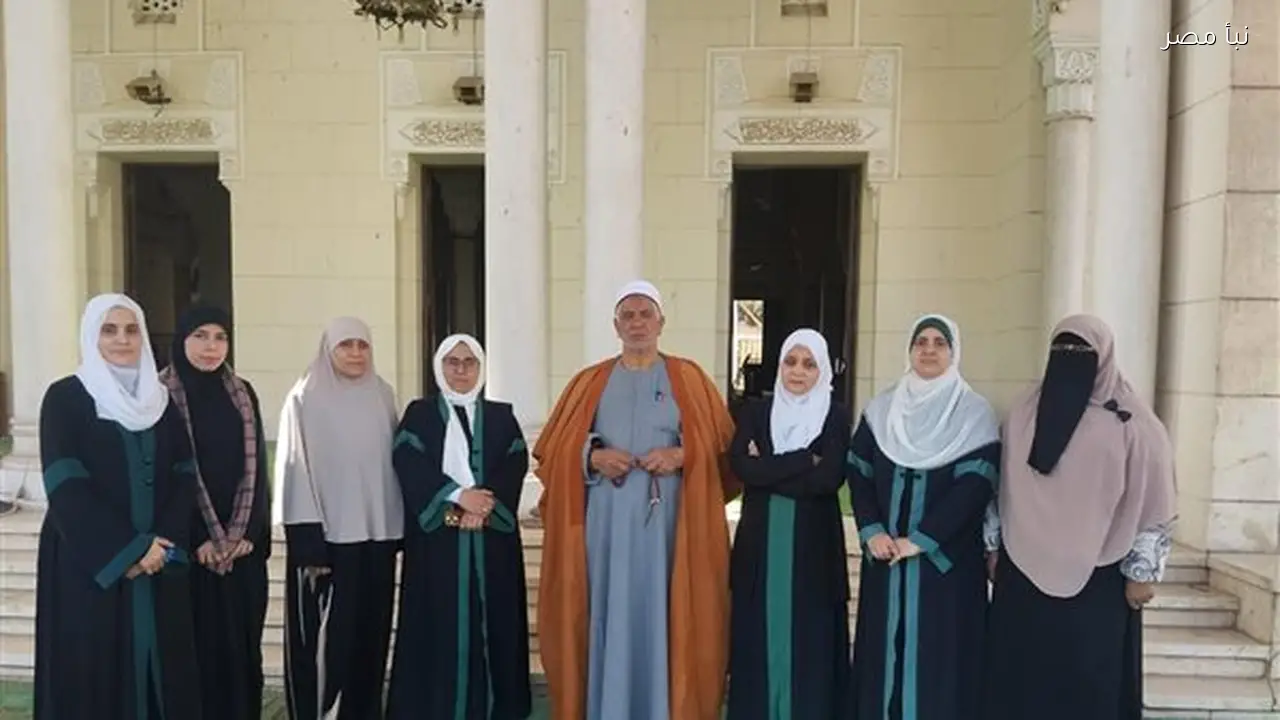 أوقاف الفيوم تنظم قوافل توعوية للواعظات حول مخاطر الكهانة والعرافة