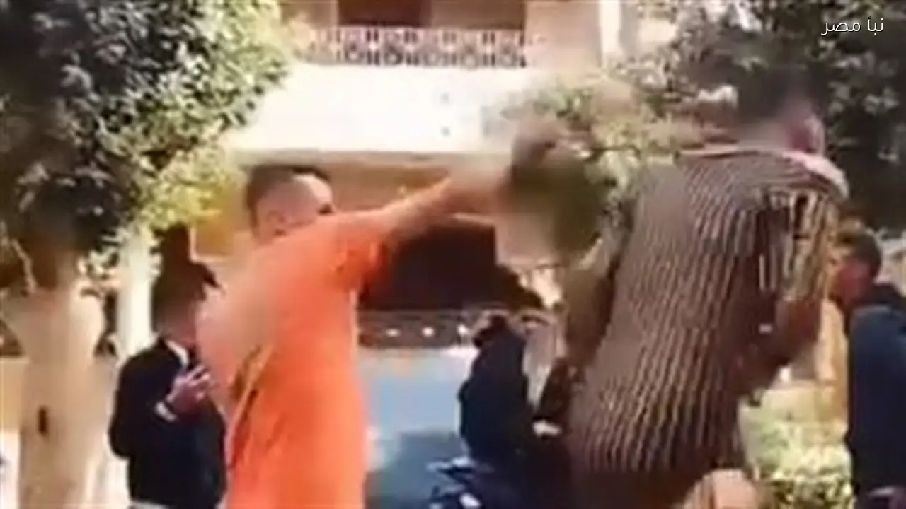 إخلاء سبيل الشاب إسلام بعد اتهامه بإجباره على ارتداء ملابس نسائية في قرية ميت عاصم