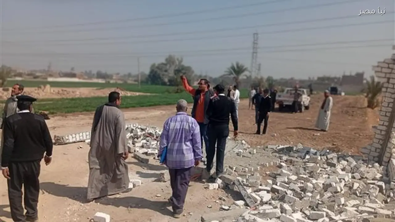 إزالة 59 حالة تعدٍ في قنا والمحافظ يؤكد عدم السماح بالاستيلاء على أراضي الدولة