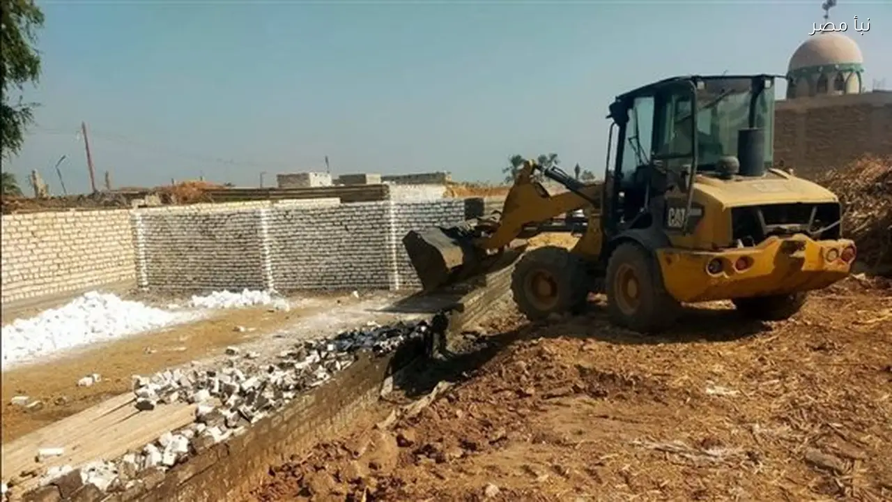 إزالة ست حالات تعدٍ على الأراضي الزراعية وأملاك الدولة في أسيوط