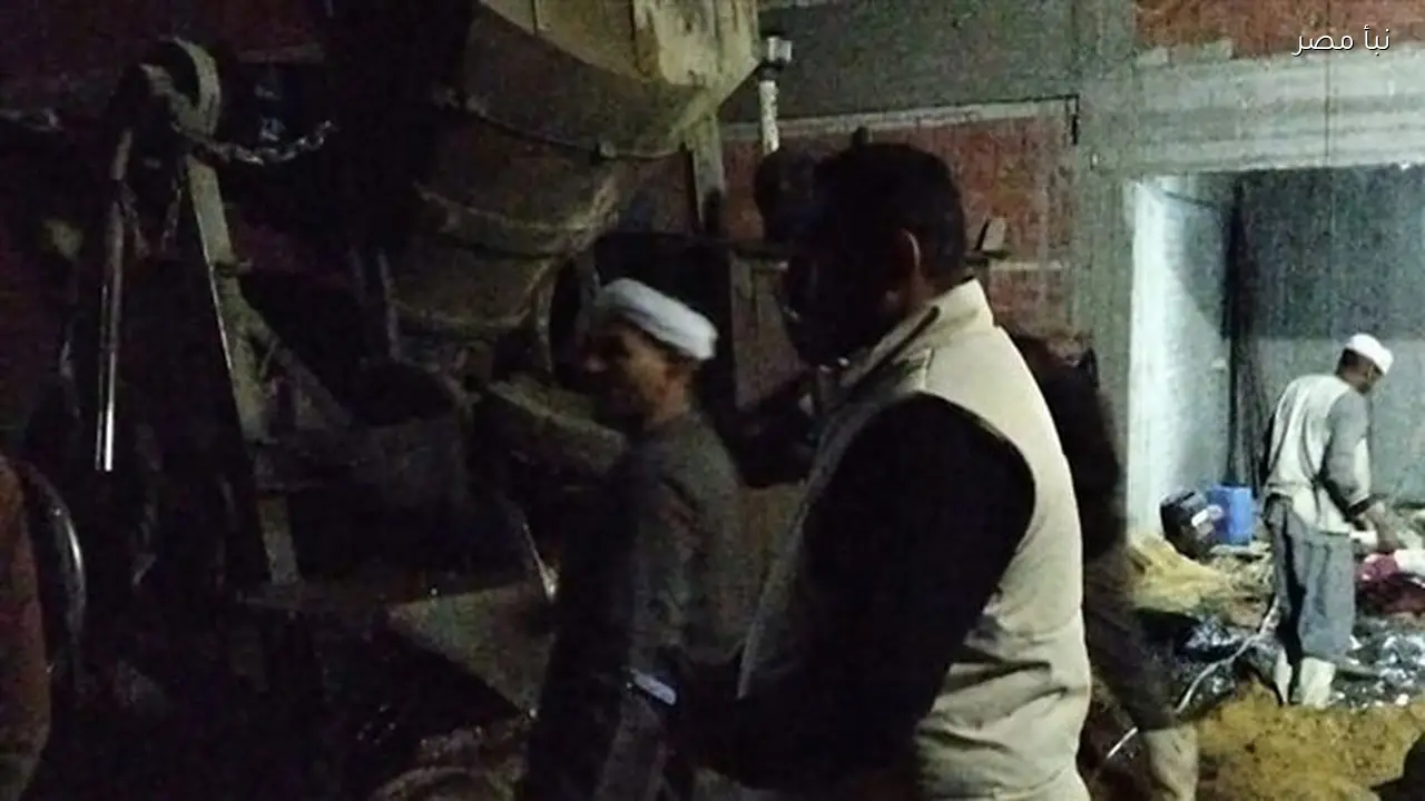 إيقاف تعلية مخالفة ومصادرة أدوات البناء بحي الجون في الفيوم