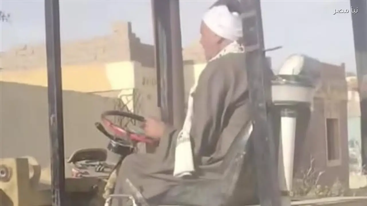 استغاثة سيدة في سوهاج بعد هدم والدها لمنزلها بلودر وتطالب بالتدخل لإنقاذ حقوقها