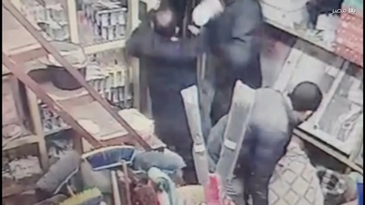 الأمن يحقق في واقعة اقتحام محل تجاري والاعتداء على صاحبه في الشرقية