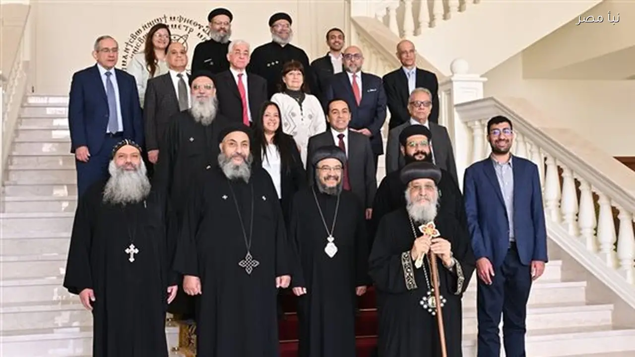 البابا تواضروس يجتمع مع ممثلي المعاهد الكنسية في أكاديمية مارمرقس