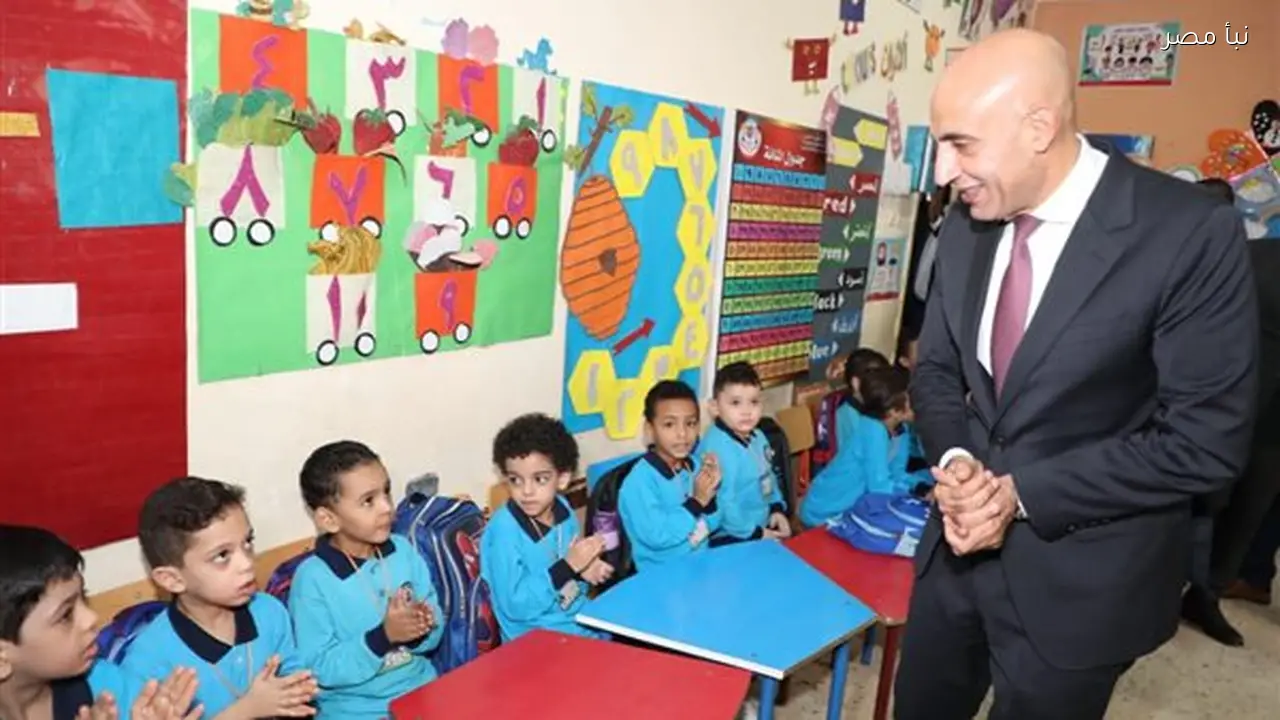 التعليم تطالب مديري المديريات بتنفيذ جولات متابعة مكثفة لحضور الطلاب وجاهزية المدارس