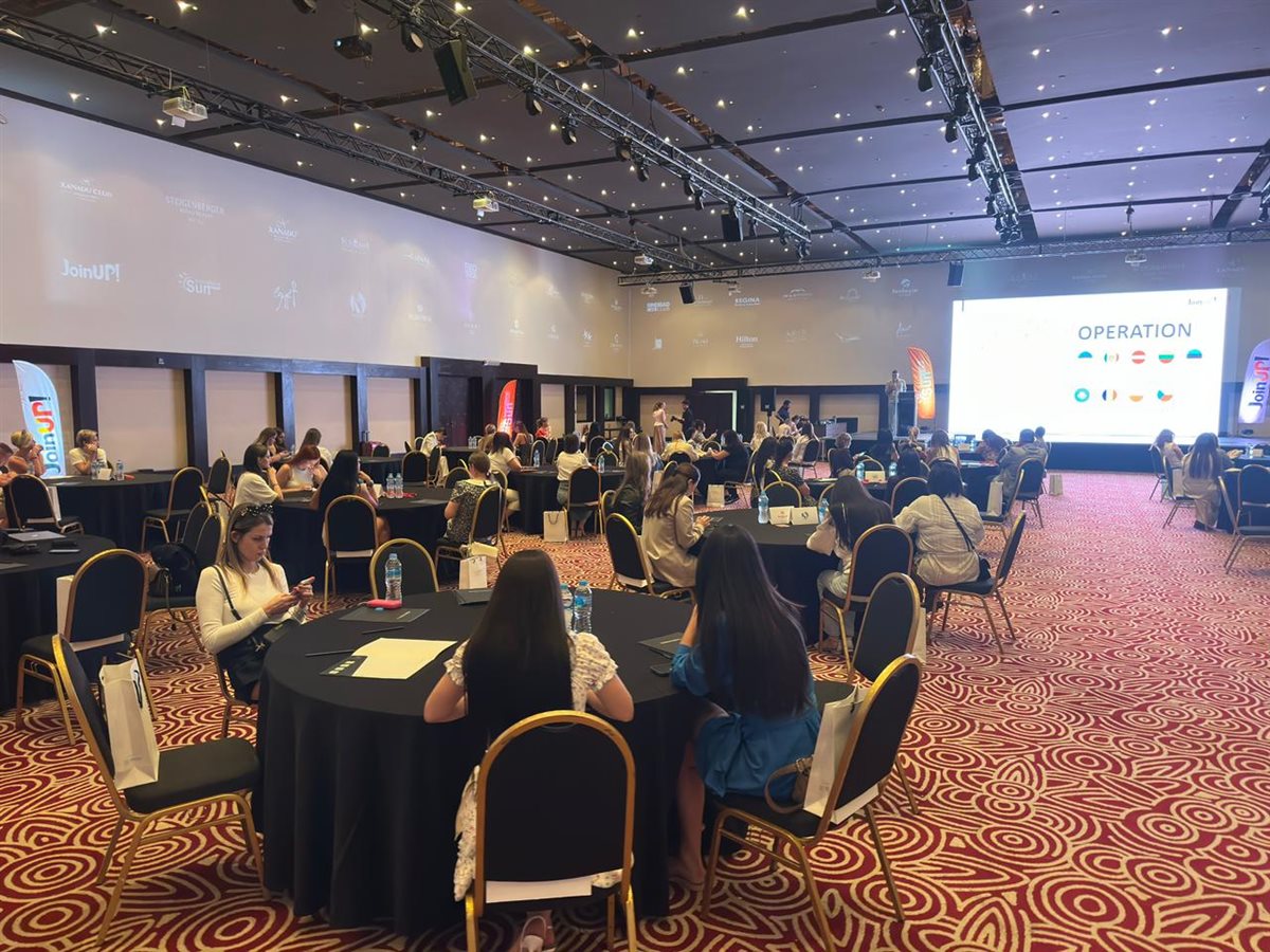 السياحة تشارك في تنظيم ورشة عمل