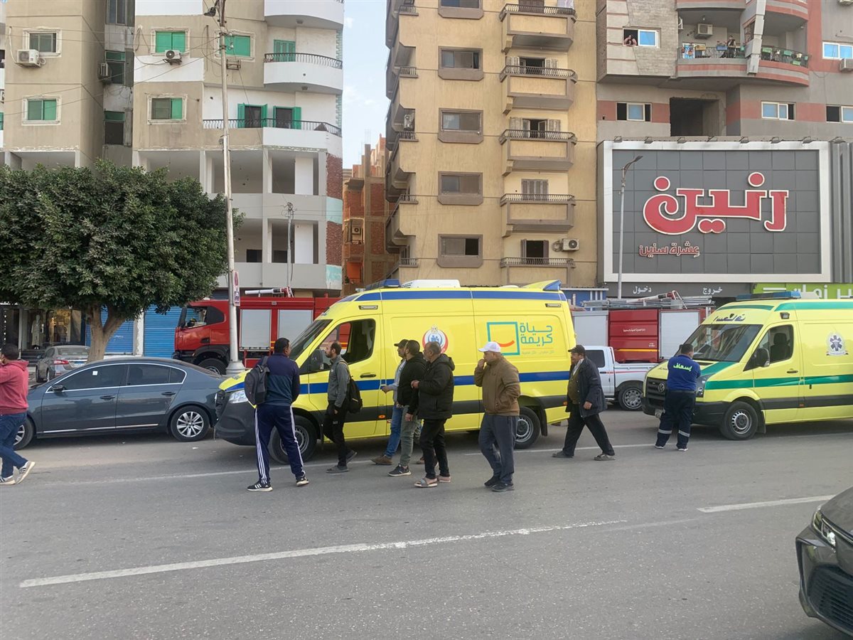 جانب من الحريق