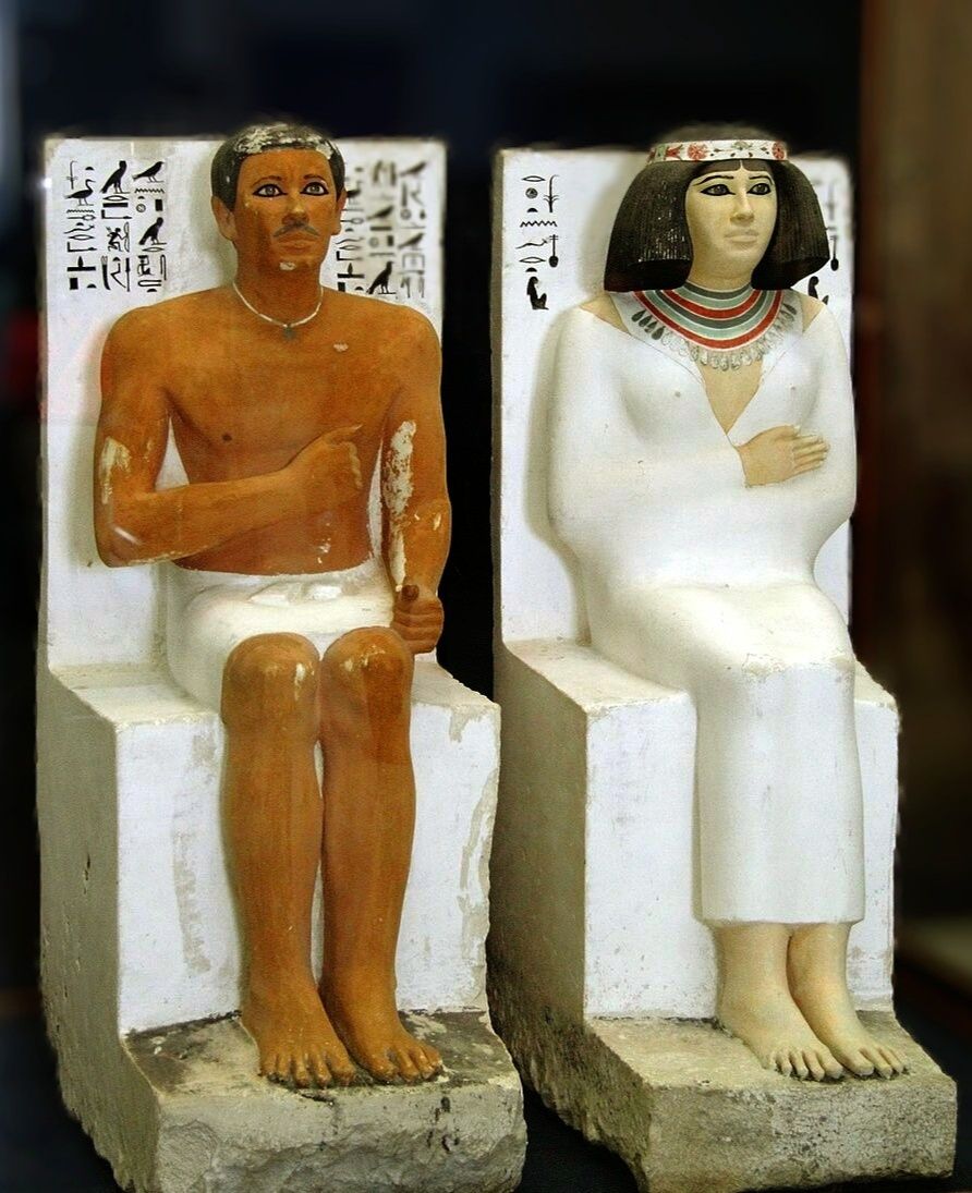 تمثالا رع حتب ونفرت