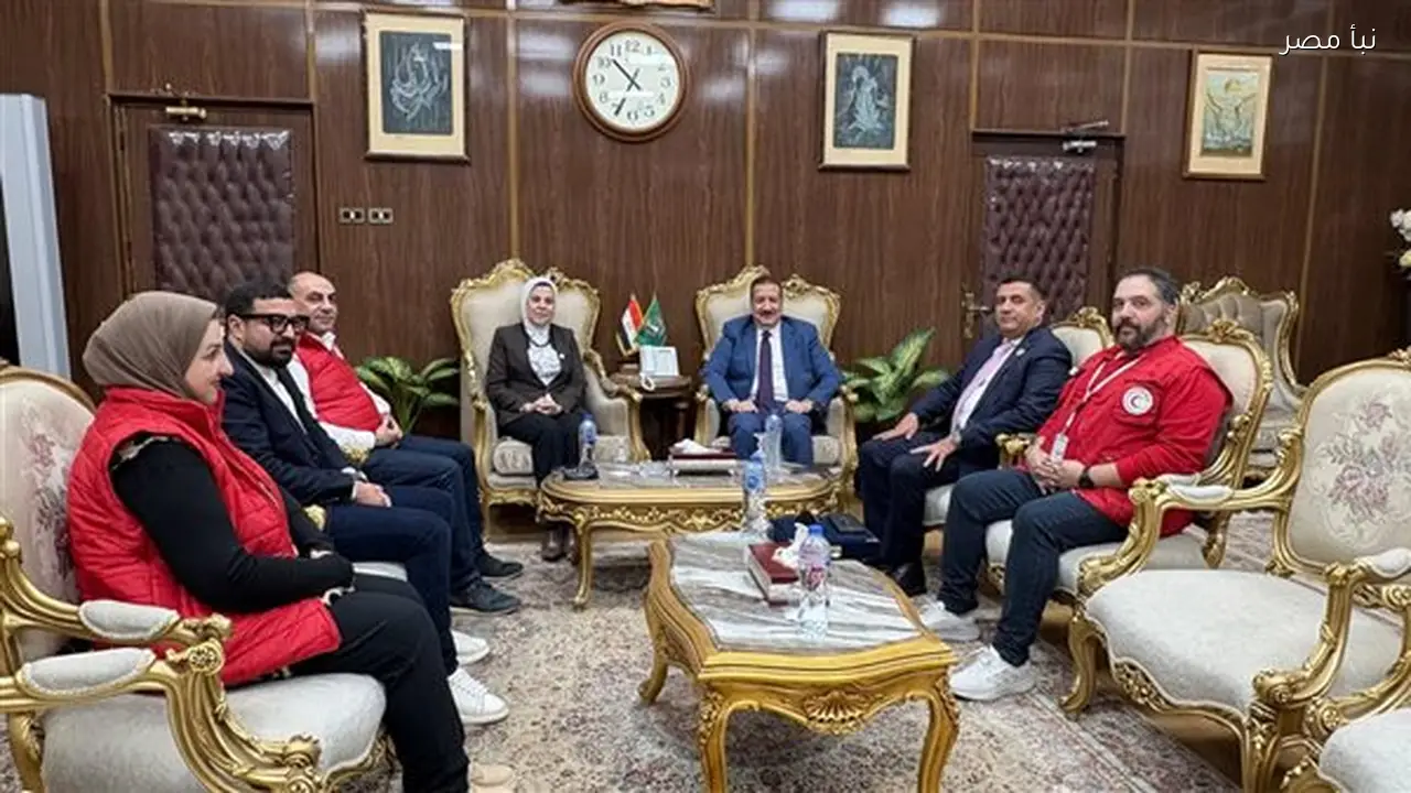 الهلال الأحمر المصري يطلق قوافل إغاثية وطبية لدعم متضرري ارتفاع منسوب النيل في المنوفية
