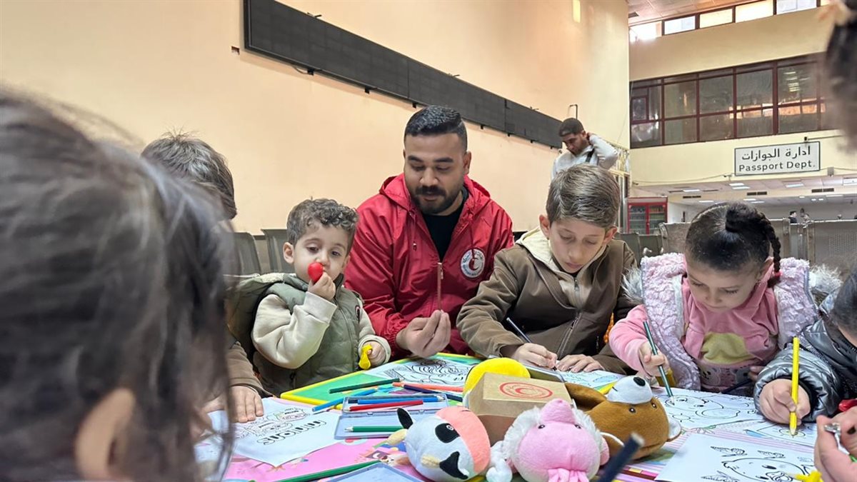 الهلال الأحمر المصري على معبر رفح