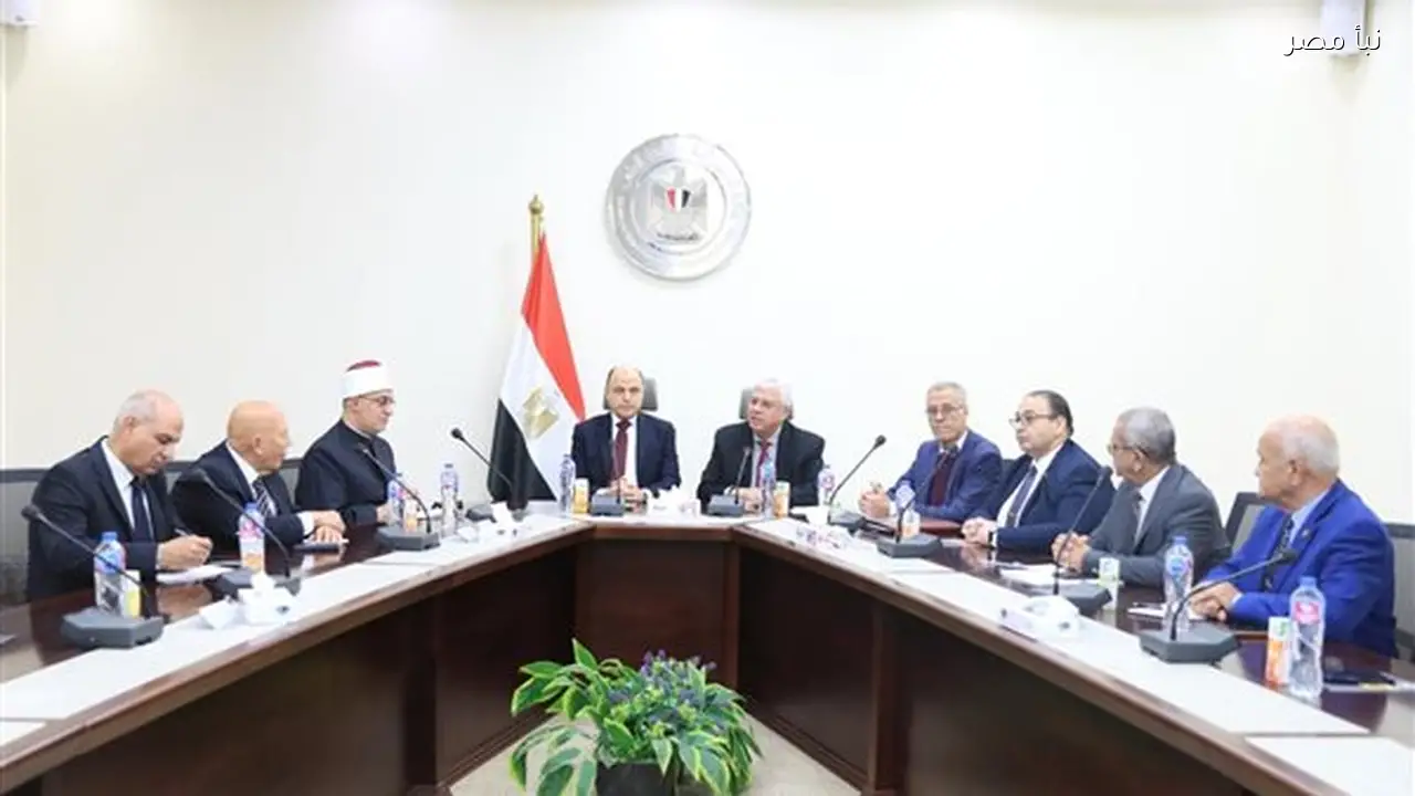 انتخاب عادل لبيب رئيسًا لمجلس أمناء جامعة كفر الشيخ الأهلية