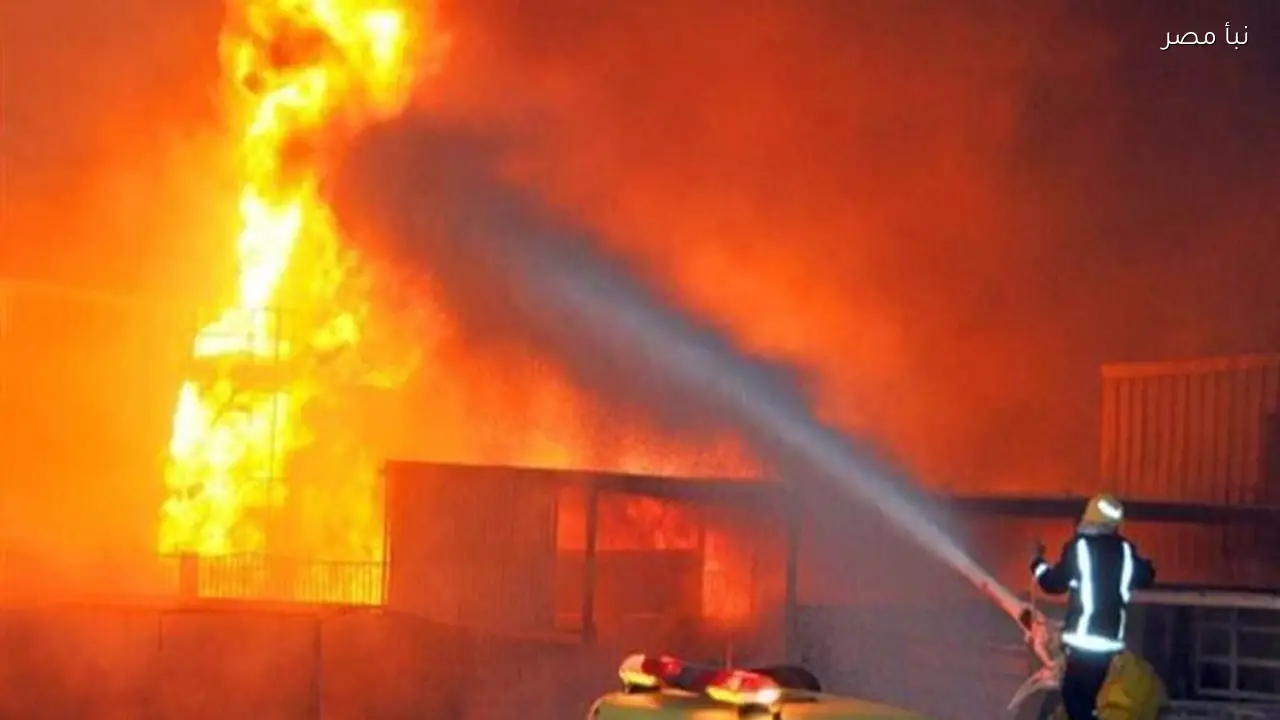 اندلاع حريق كبير في مصنع لتدوير الأقمشة بمدينة سمنود