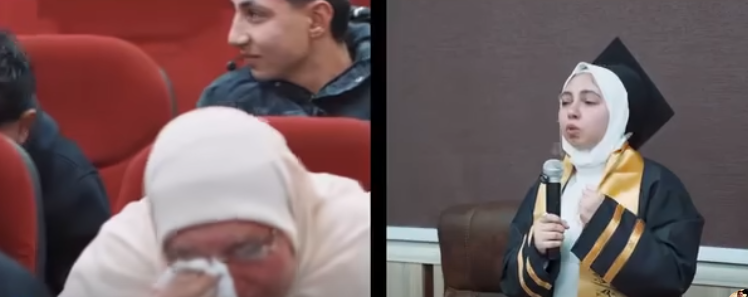 لحظة مؤثرة من مناقشة رسالة الماجستير