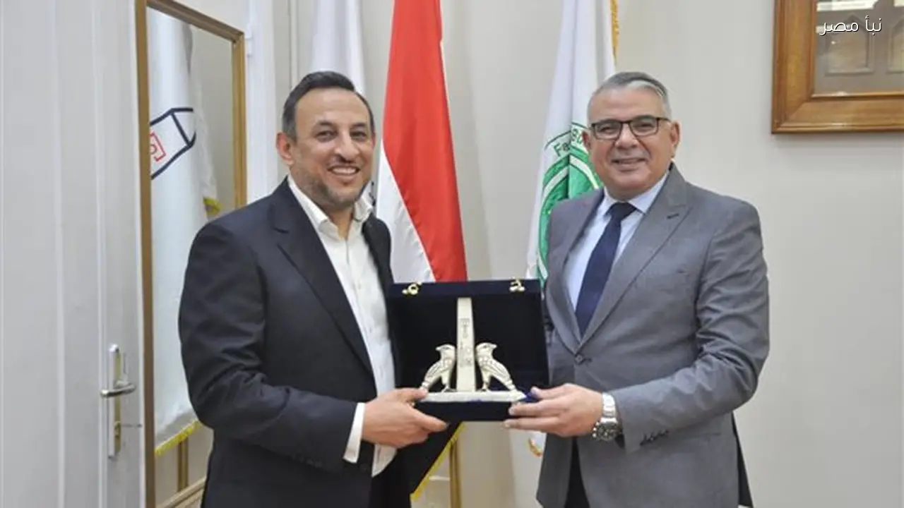 تجارة عين شمس تنظم ندوة فكرية للشيخ رمضان عبد المعز حول رمضان وبناء الإنسان