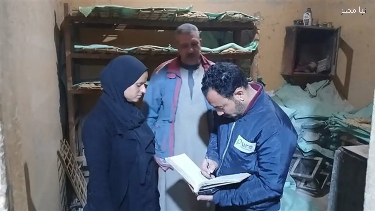 تحرير محاضر نقص وزن ومخالفات في المخابز البلدية بسمسطا ببني سويف