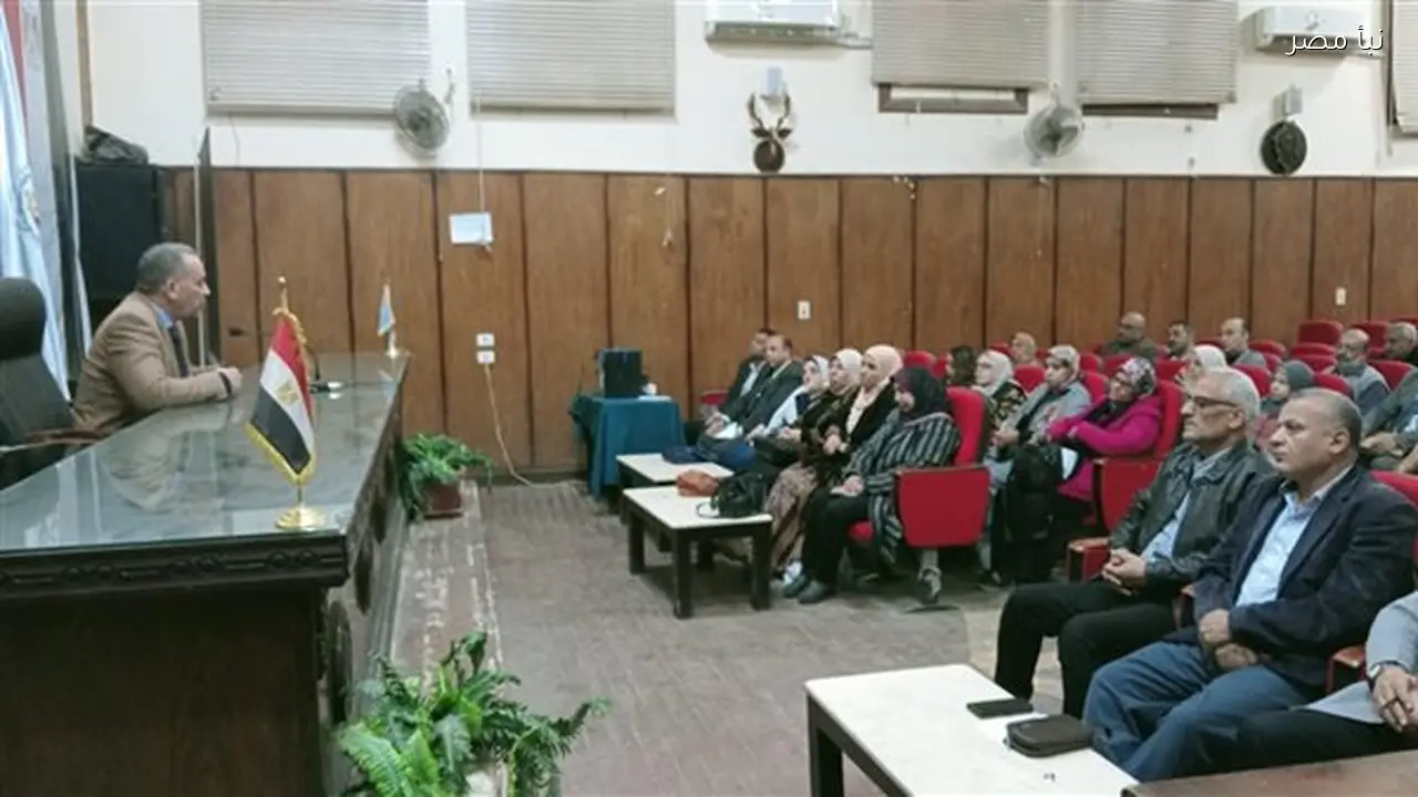 تعليم أسيوط يبحث آليات تنفيذ خطط التوجيه الفني والبرامج العلاجية للطلاب ذوي التحصيل الضعيف