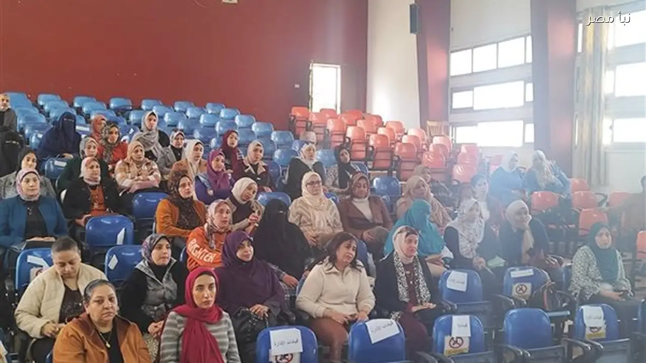 جامعة قناة السويس تنظم ندوات تربوية وثقافية بالتعاون مع المجمع التعليمي