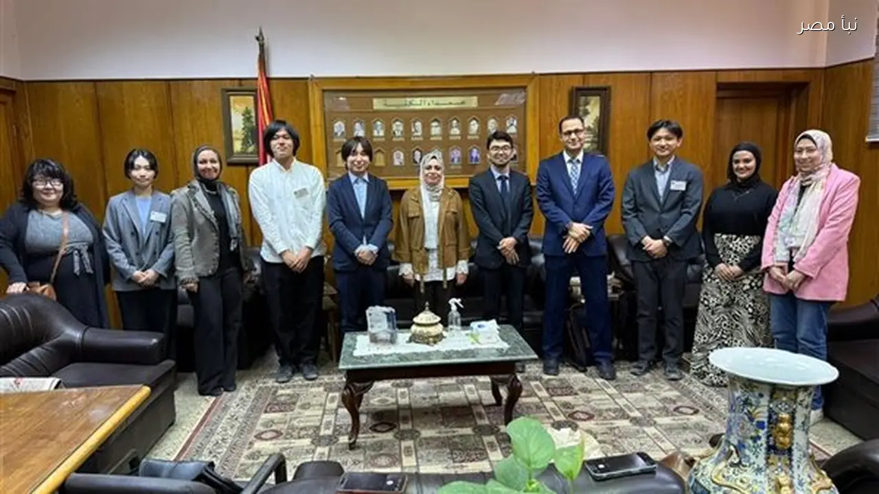 جامعتا عين شمس وهيروشيما تتعاونان لإعادة تفعيل اتفاقية التبادل وتعزيز الشراكة الأكاديمية بكلية الألسن