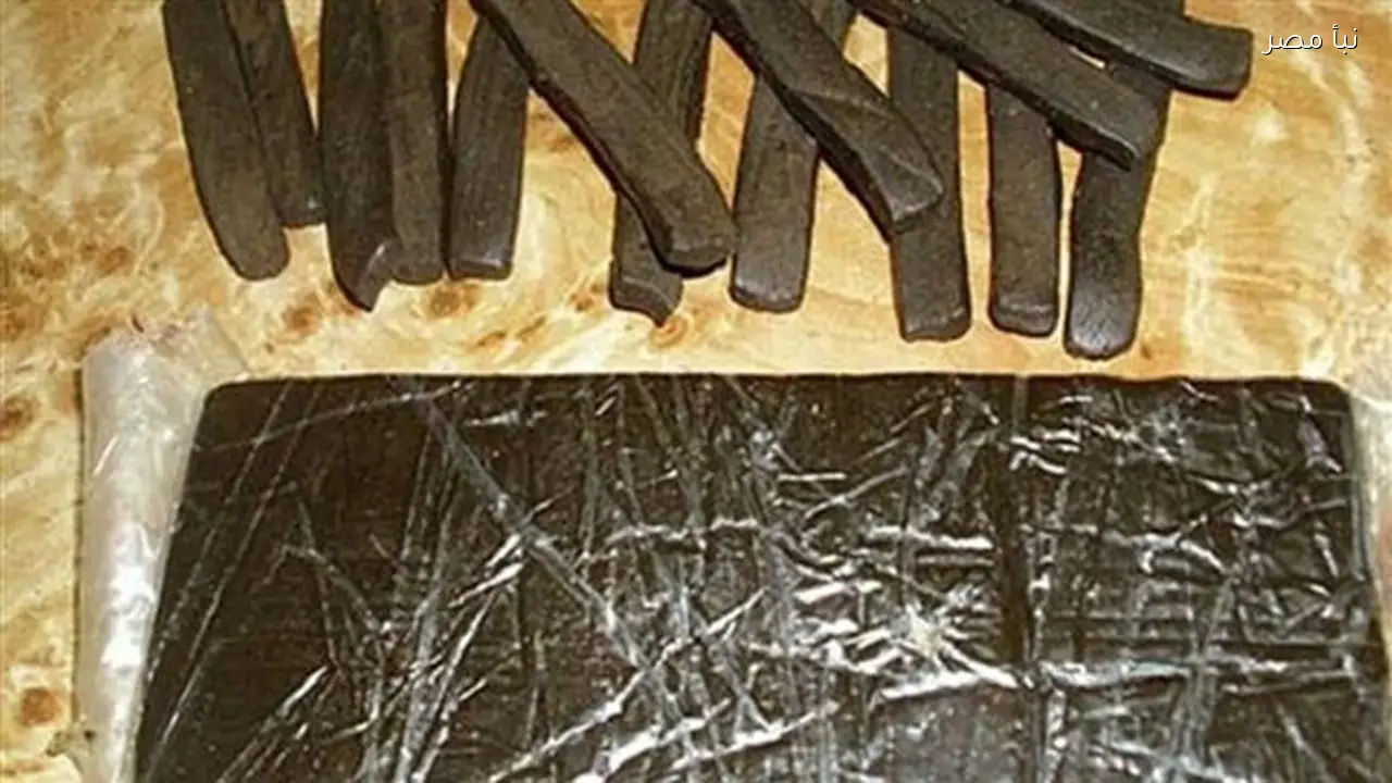 حبس صاحب كافيتريا في دهب ثلاث سنوات وتغريمه خمسين ألف جنيه بتهمة الاتجار في المخدرات