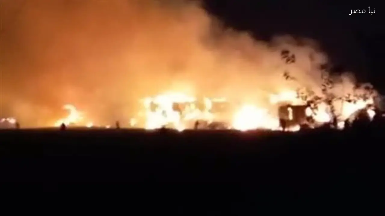 حريق هائل في شونة لتجميع قش الأرز بالمحلة وفرق الحماية المدنية تباشر السيطرة على النيران